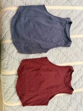 LULULEMON SIZE 8 SOFT SUEDED CREW TANK TOP SET OF 2